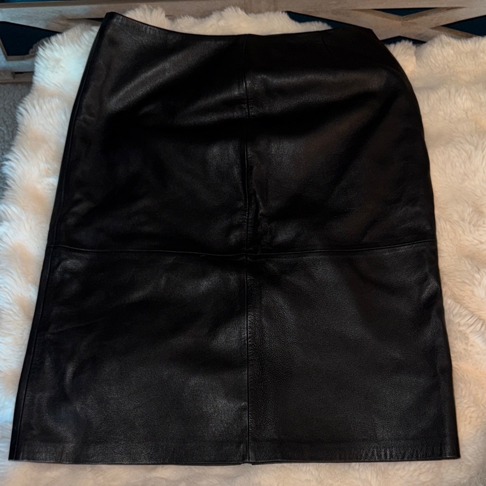 Vintage 1990s GAP Black Leather Pencil Skirt size 10